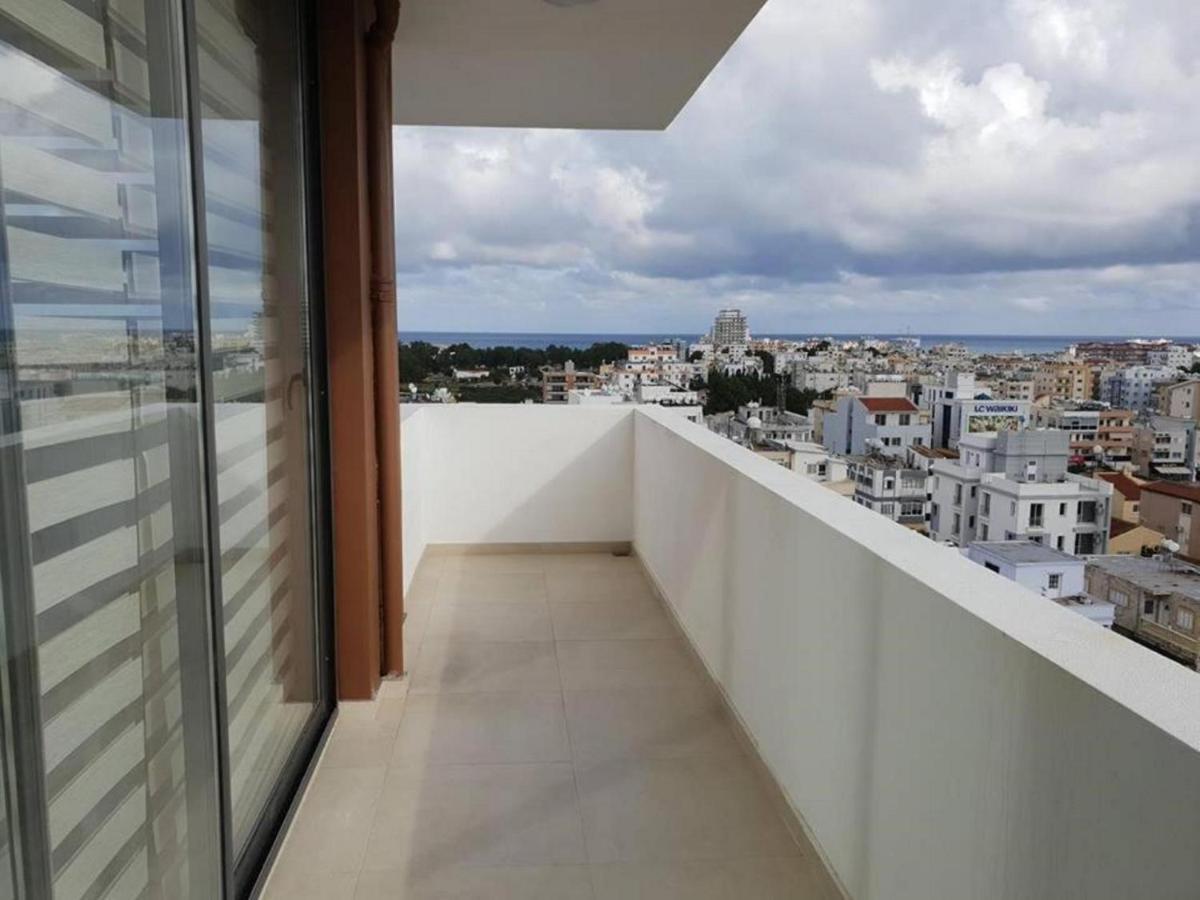 Uptown Holiday App & Pool Daily Rental Contactless Check In & Check Out Famagusta  Exteriör bild