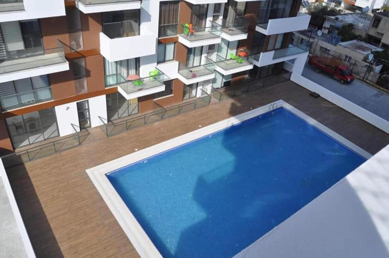 Uptown Holiday App & Pool Daily Rental Contactless Check In & Check Out Famagusta  Exteriör bild