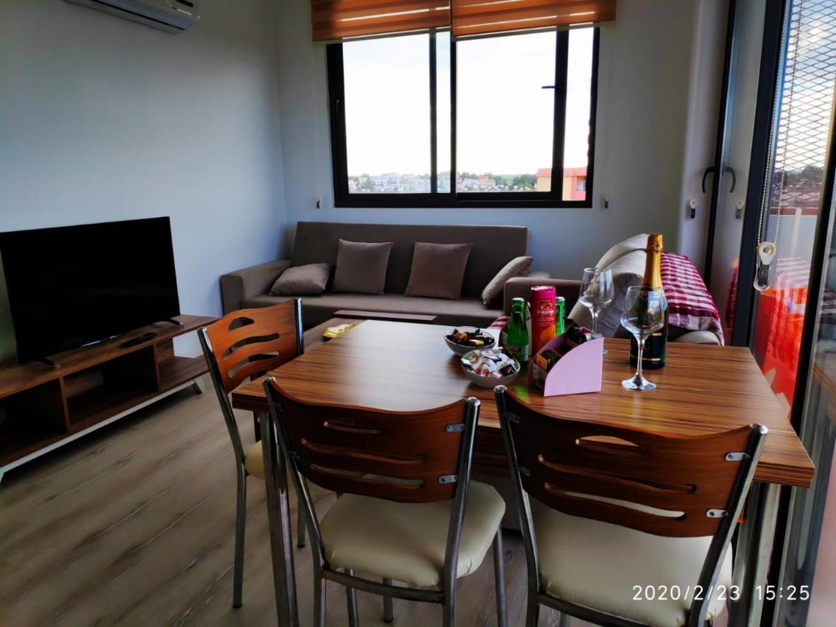 Uptown Holiday App & Pool Daily Rental Contactless Check In & Check Out Famagusta  Exteriör bild