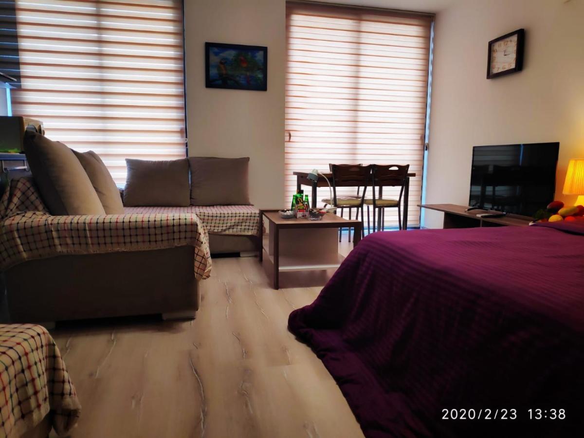 Uptown Holiday App & Pool Daily Rental Contactless Check In & Check Out Famagusta  Exteriör bild